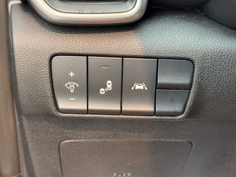 Used 2022 Kia Sportage LX w/ LX AWD Value Edition Package image 32