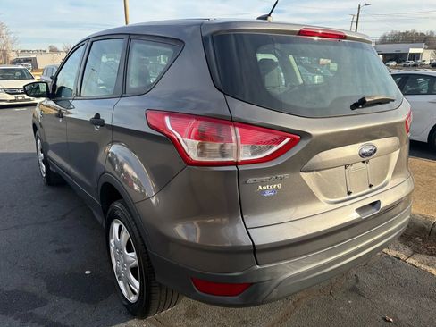 Used 2014 Ford Escape S FWD image 5