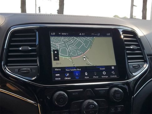 Used 2020 Jeep Grand Cherokee Overland image 30