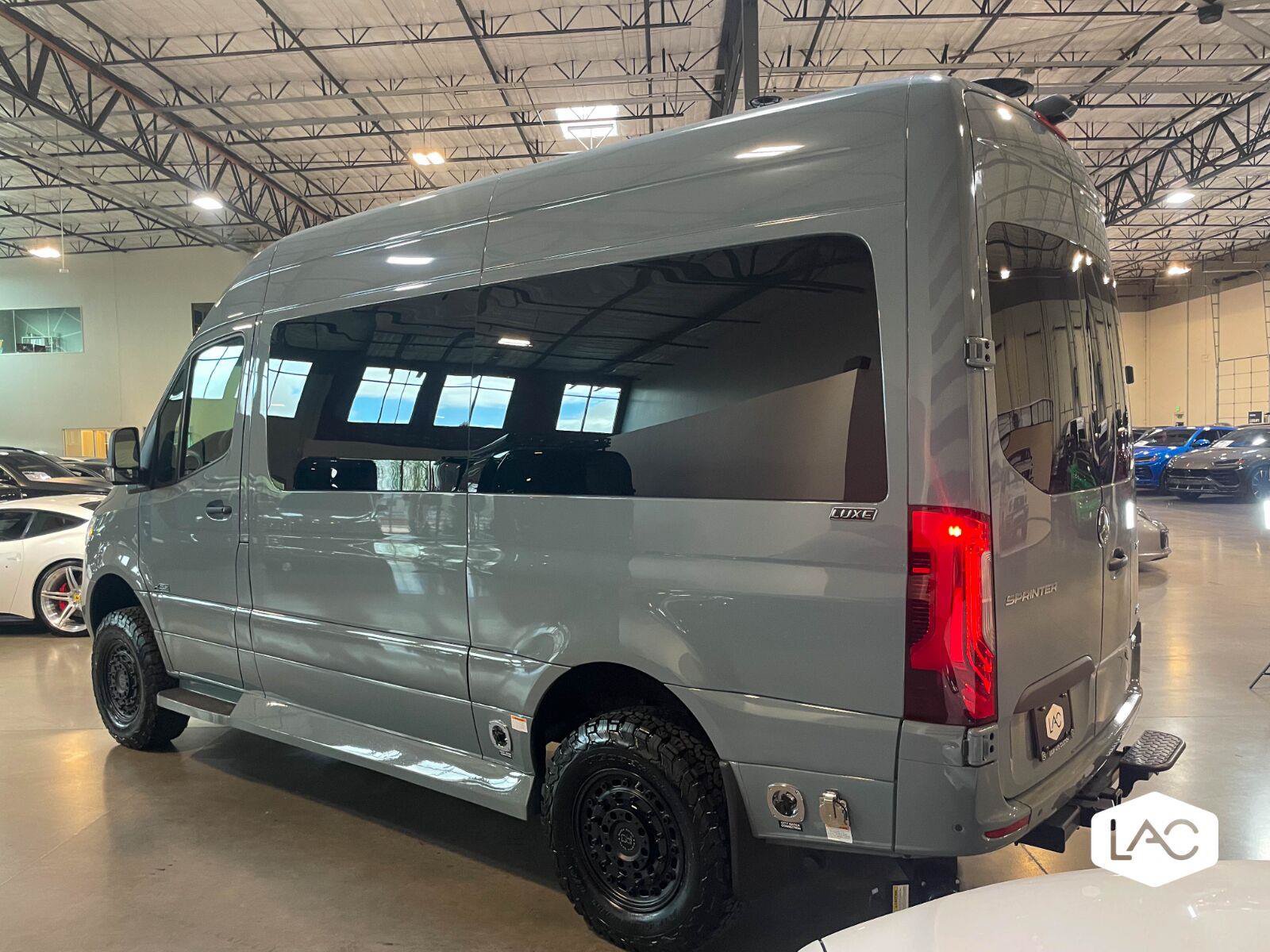 Used 2023 Mercedes-Benz Sprinter 2500 image 38