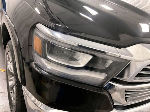 Used 2019 RAM 1500 Laramie image 33