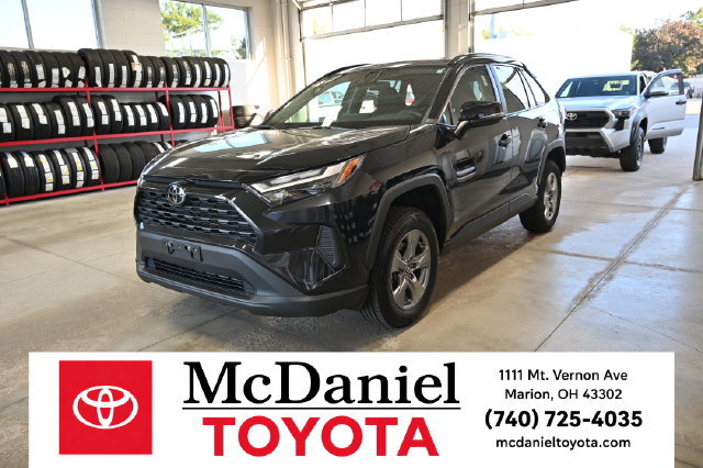 Used 2024 Toyota RAV4 XLE AWD/4WD image 1