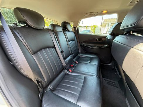 Used 2016 INFINITI QX50 2WD w/ Technology Package image 25