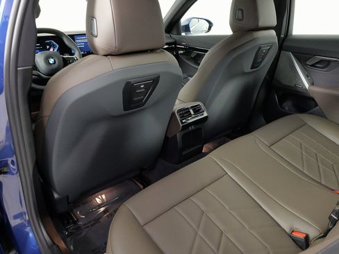 Used 2025 BMW 530i image 44