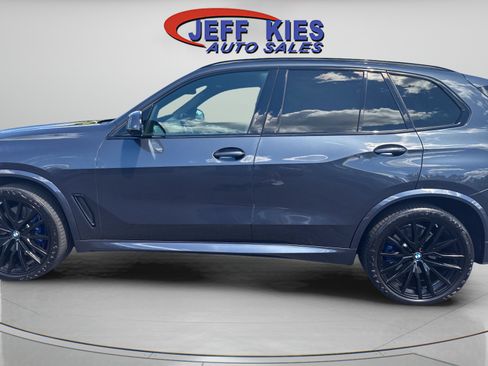 Used 2022 BMW X5 M50i w/ Executive Package AWD/4WD image 8