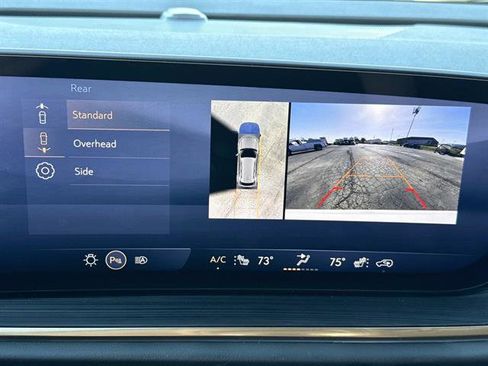 Used 2025 Buick Envision Avenir AWD/4WD image 23