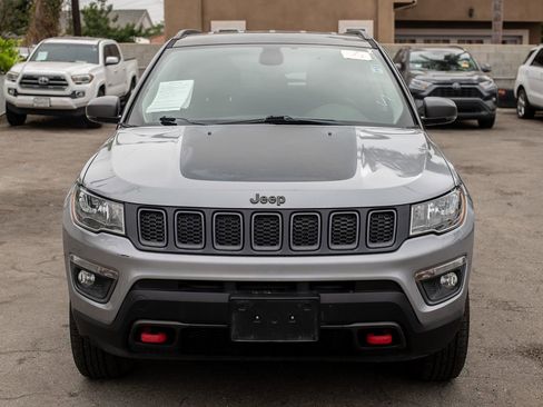 Used 2019 Jeep Compass Trailhawk image 2