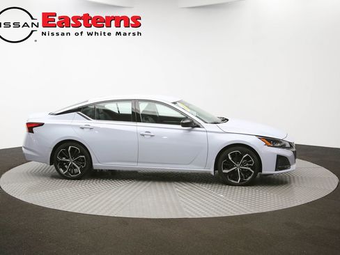 Used 2023 Nissan Altima 2.5 SR image 64