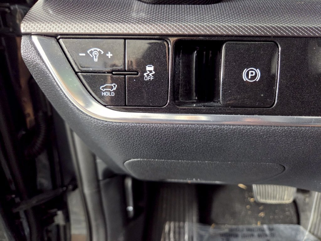 Used 2023 Kia Sportage SX FWD image 18