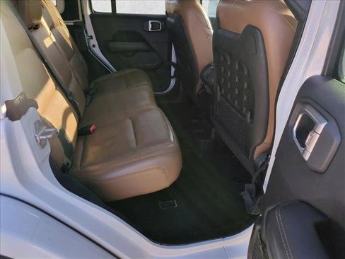 Used 2021 Jeep Wrangler Unlimited Rubicon image 20