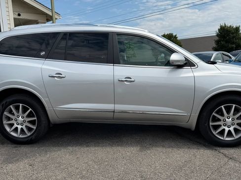 Used 2017 Buick Enclave Leather AWD/4WD image 6