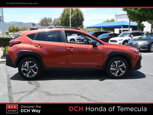 Used 2025 Subaru Crosstrek 2.5i Premium AWD/4WD image 5