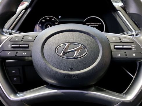 Used 2023 Hyundai Sonata SEL w/ Convenience Package FWD image 11