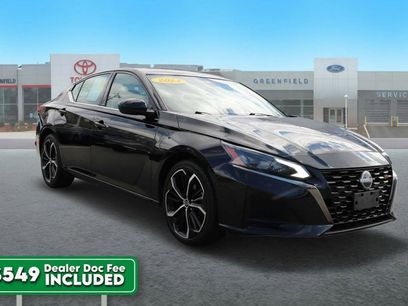 Used 2023 Nissan Altima 2.5 SR