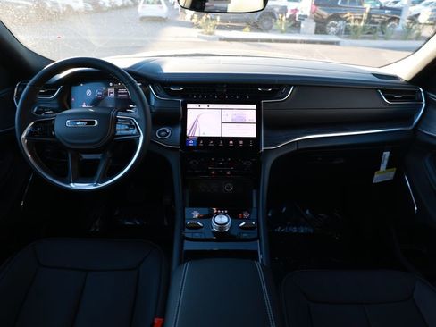 New 2025 Jeep Grand Cherokee L Overland image 22