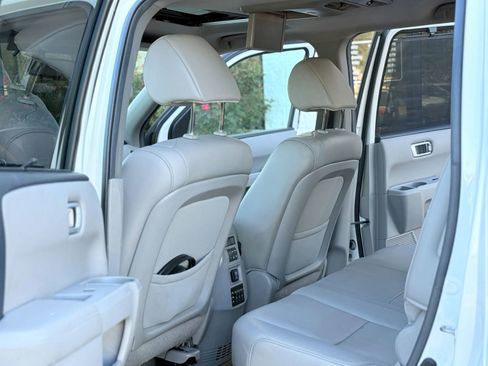 Used 2013 Honda Pilot Touring image 14