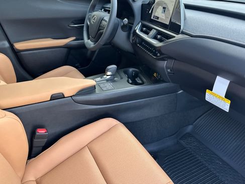 New 2025 Lexus UX 300h AWD image 17