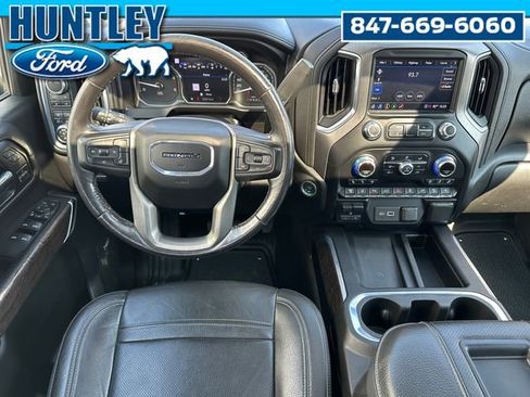 Used 2021 GMC Sierra 3500 Denali w/ Denali Black Diamond Edition image 11