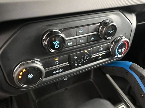 Used 2023 Ford Bronco Black Diamond AWD/4WD image 14