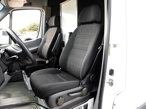 Used 2015 Mercedes-Benz Sprinter 3500 w/ High Idle Fixed Package image 28