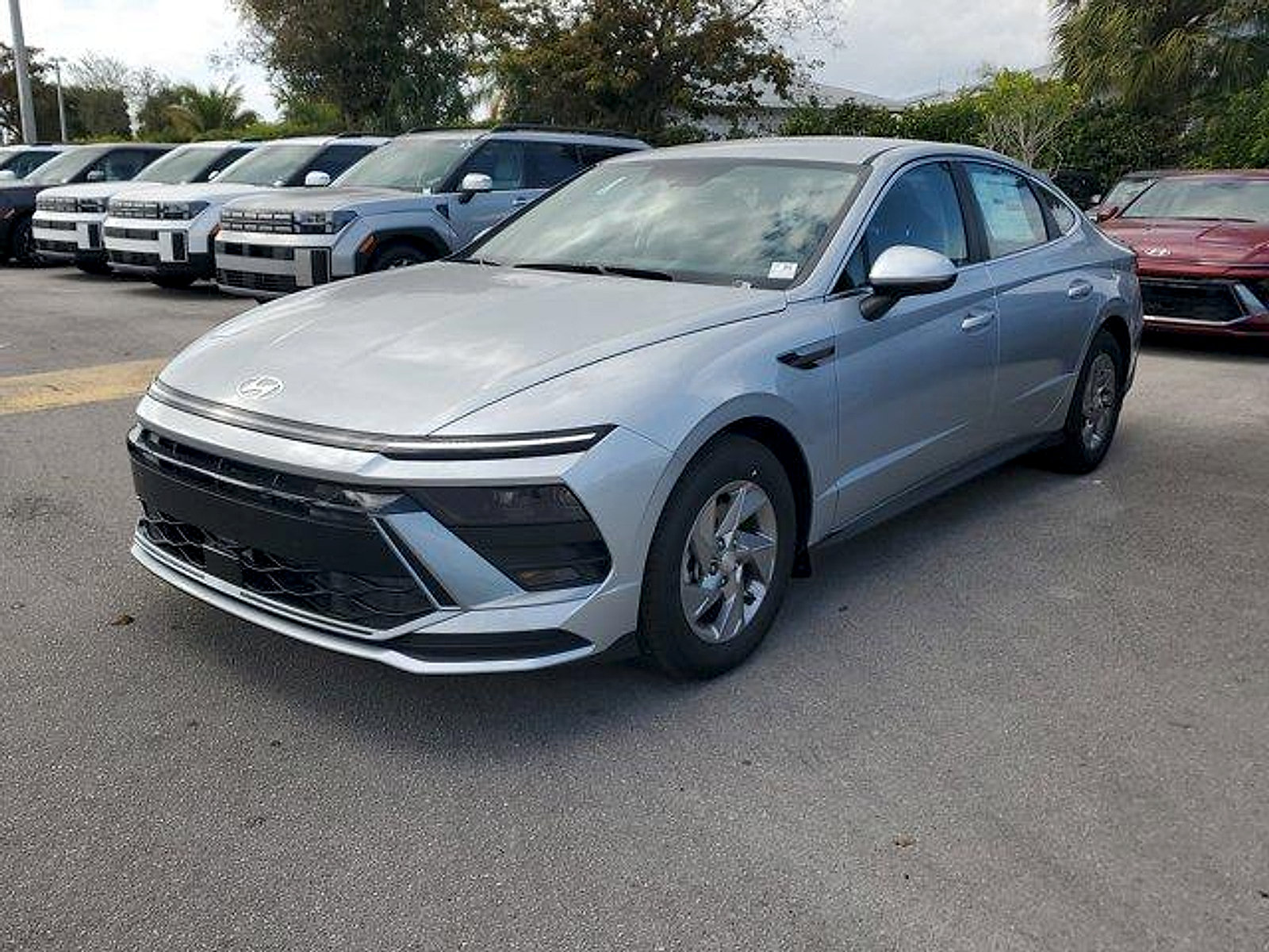 New 2026 Hyundai Sonata SE FWD image 3