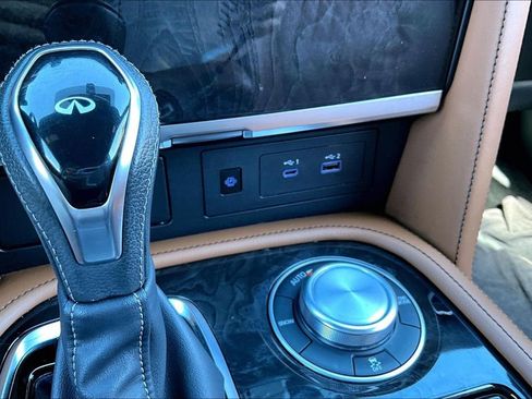 Certified 2024 INFINITI QX80 Sensory AWD/4WD image 35