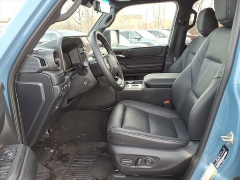 Used 2025 Toyota Land Cruiser w/ Premium Package image 11