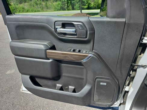 Used 2020 Chevrolet Silverado 1500 RST AWD/4WD image 27