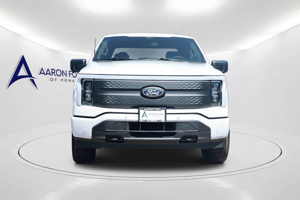 Used 2024 Ford F150 Lightning Flash AWD/4WD image 2