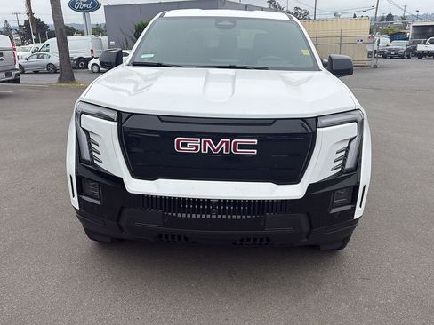 Used 2026 GMC Sierra EV Elevation image 10