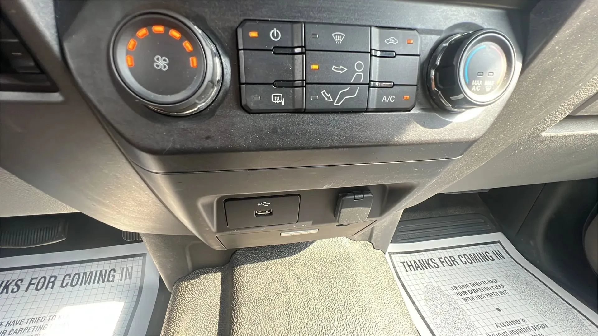 Used 2017 Ford F450 XL w/ Power Equipment Group AWD/4WD image 15