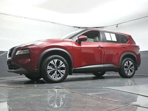 Used 2021 Nissan Rogue SV FWD image 34