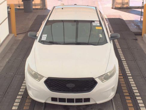 Used 2015 Ford Taurus POLICE INTERCEPTOR image 2