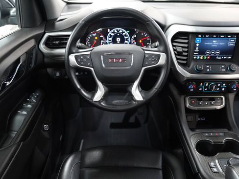Used 2023 GMC Acadia SLT w/ Technology Package AWD/4WD image 15