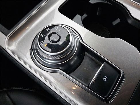 Used 2024 Ford Edge SEL image 14