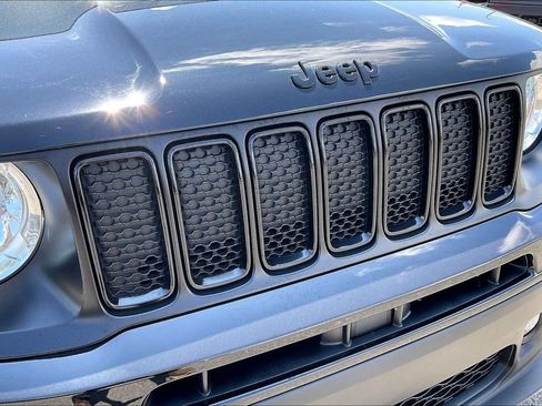 Used 2022 Jeep Renegade Altitude w/ Convenience Group AWD/4WD image 27