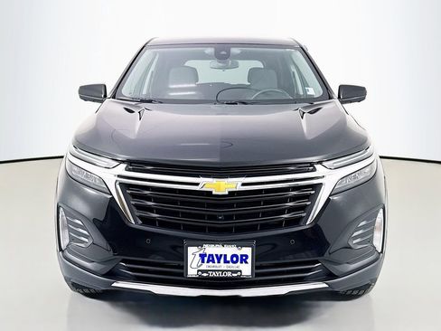 Used 2024 Chevrolet Equinox LT image 2