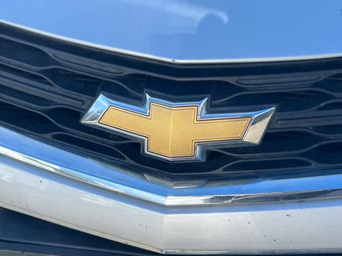 Used 2017 Chevrolet Cruze LS image 10