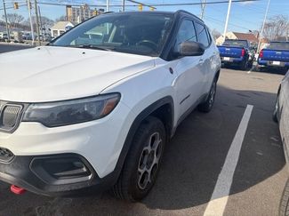 Used 2022 Jeep Compass Trailhawk w/ Trailhawk Elite Group video 1