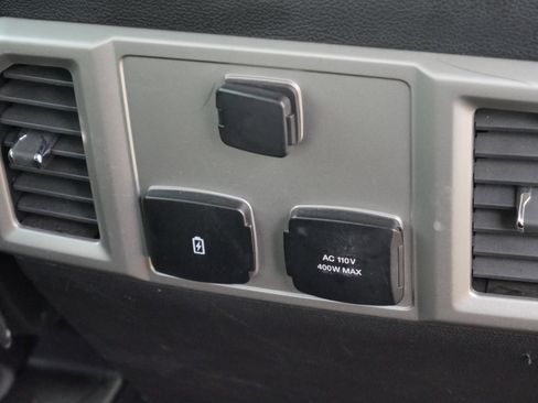 Certified 2020 Ford F350 Lariat w/ Lariat Ultimate Package image 35