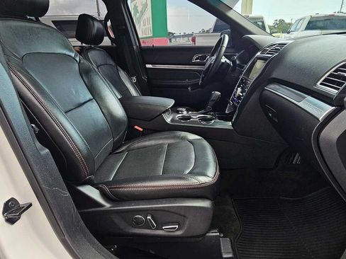Used 2017 Ford Explorer Sport w/ Equipment Group 401A AWD/4WD image 29