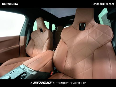 New 2026 BMW X6 xDrive40i w/ Climate Comfort Package image 13