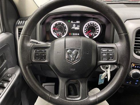Used 2015 RAM 1500 Express AWD/4WD image 23