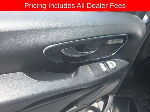 Used 2023 Mercedes-Benz Metris Passenger image 7