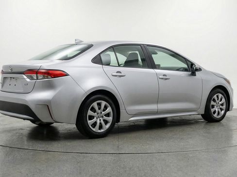 Used 2025 Toyota Corolla LE FWD image 9
