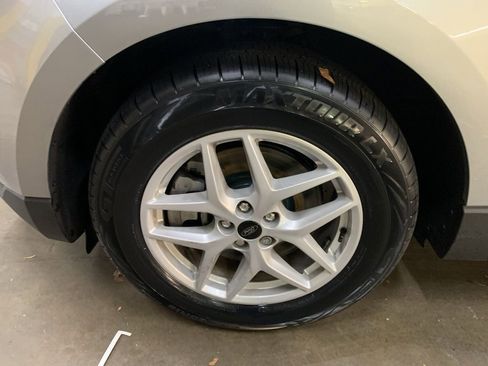 Used 2024 Ford Edge SEL image 31