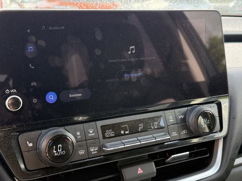 Used 2025 Toyota Grand Highlander AWD image 20