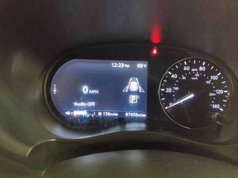 Used 2021 Nissan Kicks SR w/ SR Premium Package FWD image 23