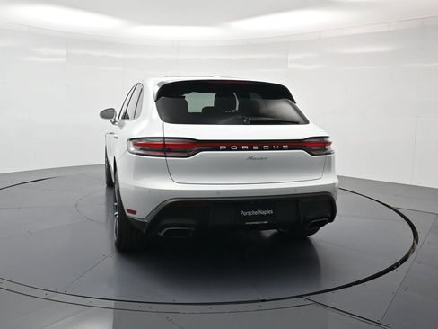 Used 2026 Porsche Macan AWD/4WD image 29
