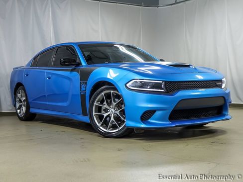 Used 2023 Dodge Charger GT RWD image 2
